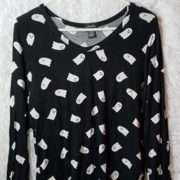 Justify Tops - Justify Shirt Ghost Print Medium